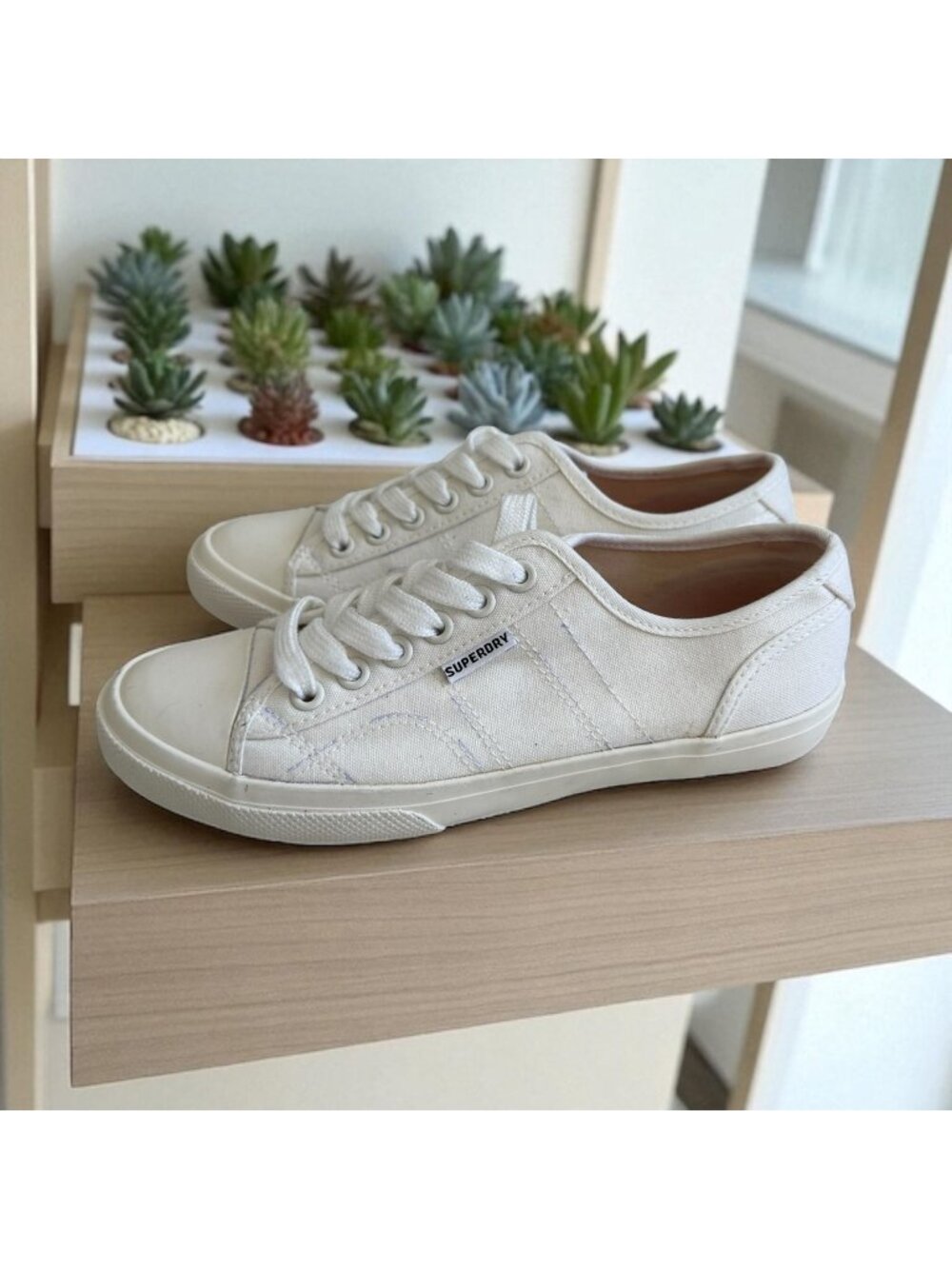 SUPERDRY Women's White Blue Stitch Sneakers Size 6 NEW NWOB